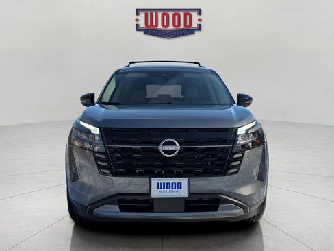 New 2026 Nissan Pathfinder SL image 5