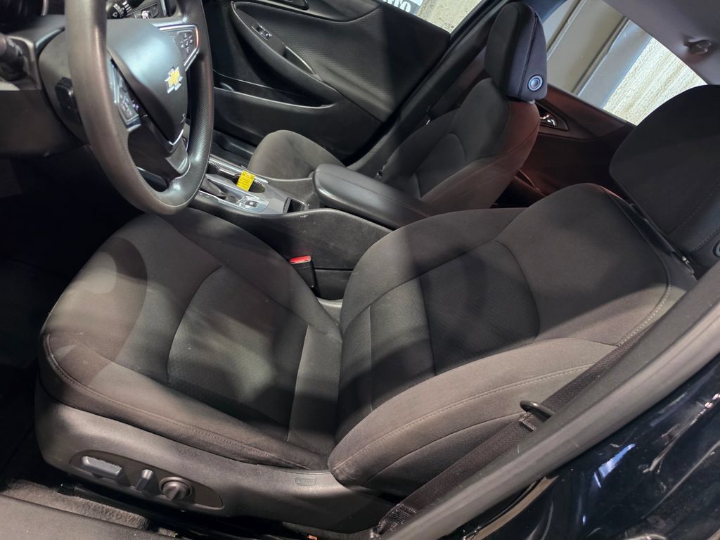 Used 2024 Chevrolet Malibu LT FWD image 6