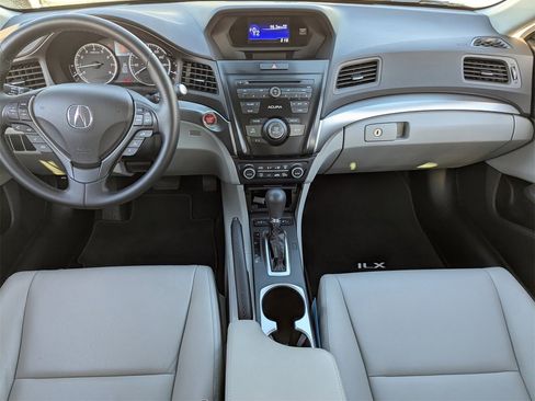 Certified 2018 Acura ILX image 17