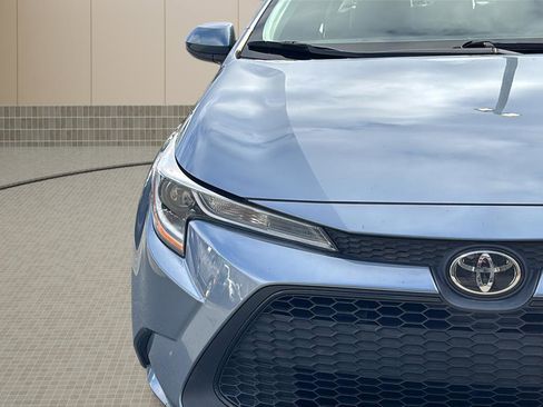 Used 2022 Toyota Corolla LE image 10