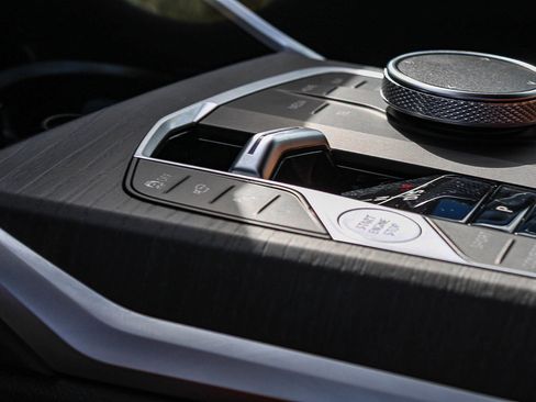 Certified 2025 BMW 430i w/ Parking Assistance Package image 22