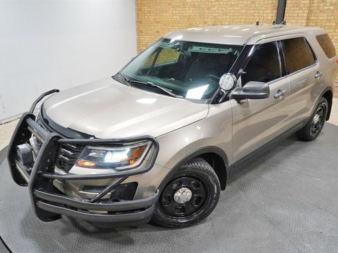Used 2018 Ford Explorer 4WD Police Interceptor image 2