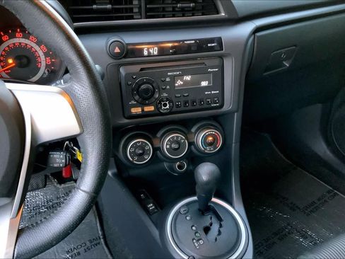 Used 2012 Scion tC FWD image 7