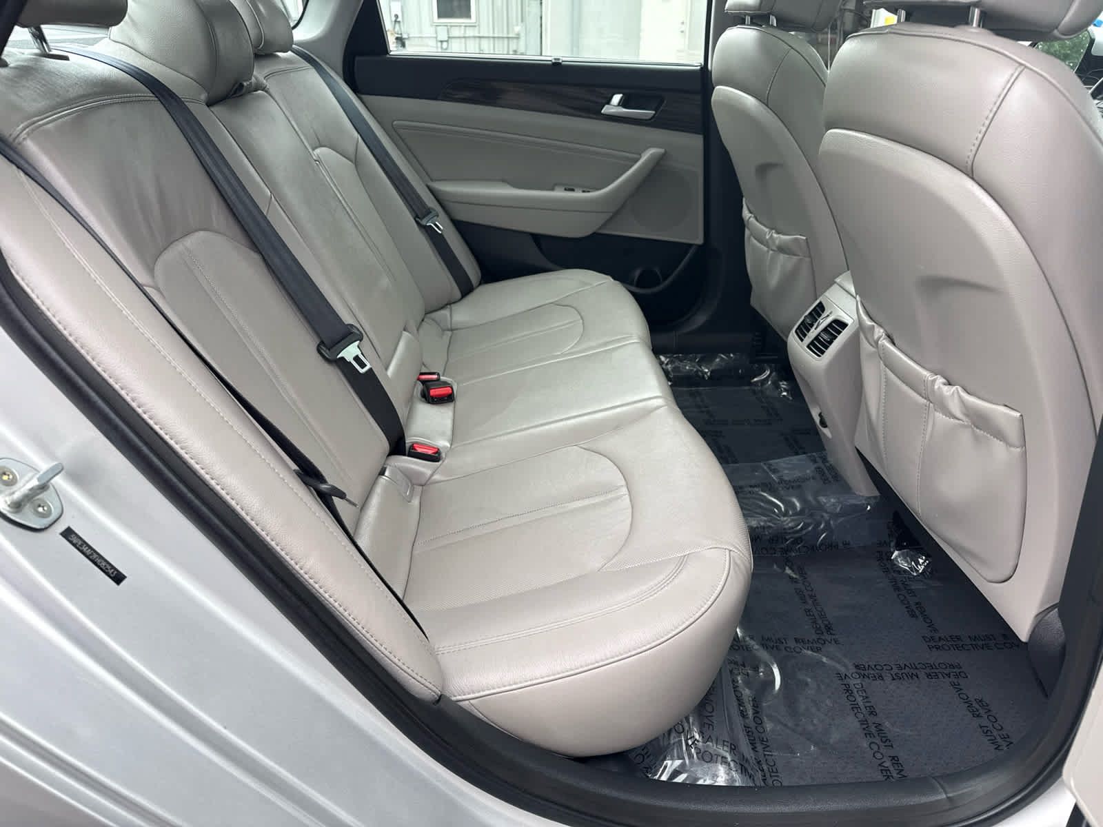 Used 2015 Hyundai Sonata Limited w/ Option Group 05 FWD image 14