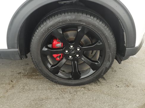 Certified 2024 Ford Explorer ST w/ Equipment Group 401A image 4