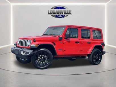 Used 2025 Jeep Wrangler Unlimited Sahara w/ Safety Group