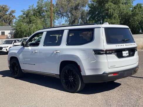 Used 2022 Jeep Grand Wagoneer Series III w/ Flexible Seating Group image 5