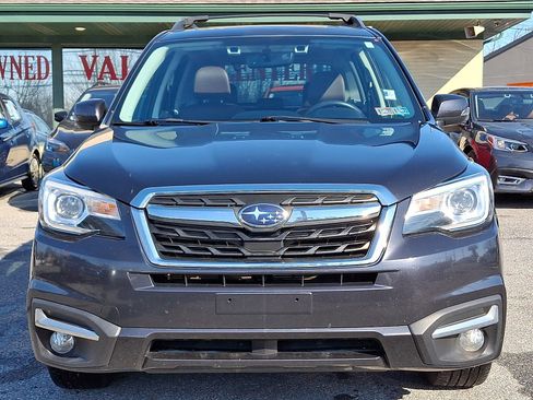 Used 2018 Subaru Forester 2.5i Touring w/ Popular Package #3B image 2