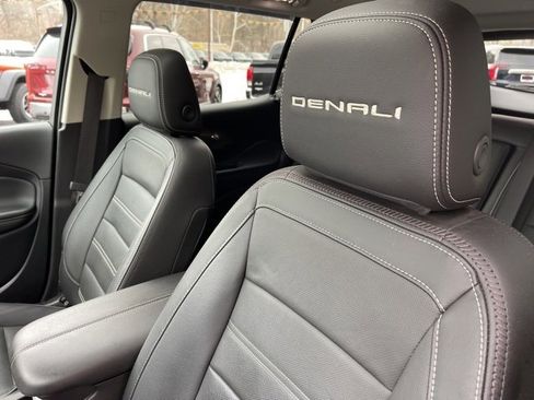 Used 2024 GMC Terrain Denali w/ Denali Premium Package image 21