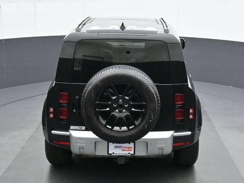 Used 2024 Land Rover Defender 110 S AWD/4WD image 20
