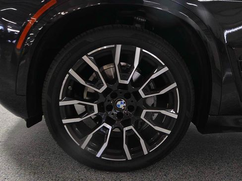 Used 2025 BMW X5 sDrive40i w/ M Sport Package RWD image 5