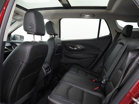 Used 2018 GMC Terrain Denali w/ Comfort Package AWD/4WD image 15
