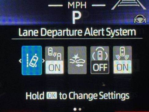 Used 2025 Toyota Camry SE image 31