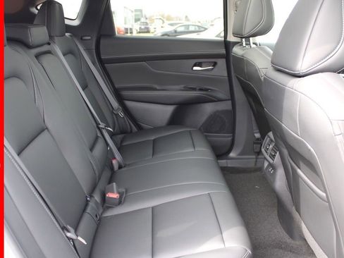 New 2025 Nissan Murano SL image 16