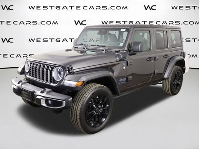 Used 2025 Jeep Wrangler Unlimited Sahara w/ Safety Group
