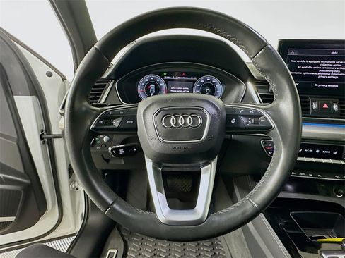 Used 2021 Audi Q5 Prestige w/ Prestige Package image 18
