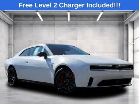Used 2024 Dodge Charger R/T Scat Pack w/ Plus Group image 1