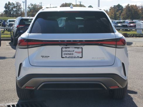 Used 2026 Lexus RX 350h image 4