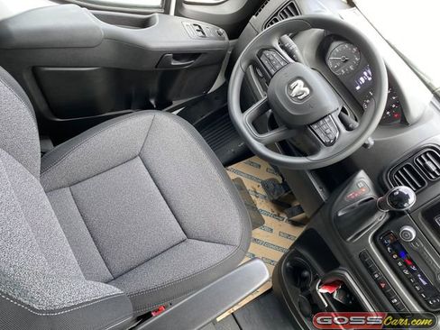 New 2026 RAM ProMaster 2500 w/ Convenience Group image 20