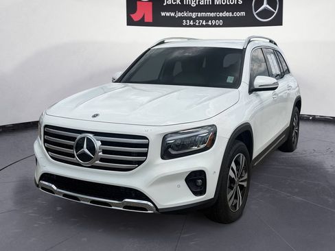 Certified 2025 Mercedes-Benz GLB 250 image 1