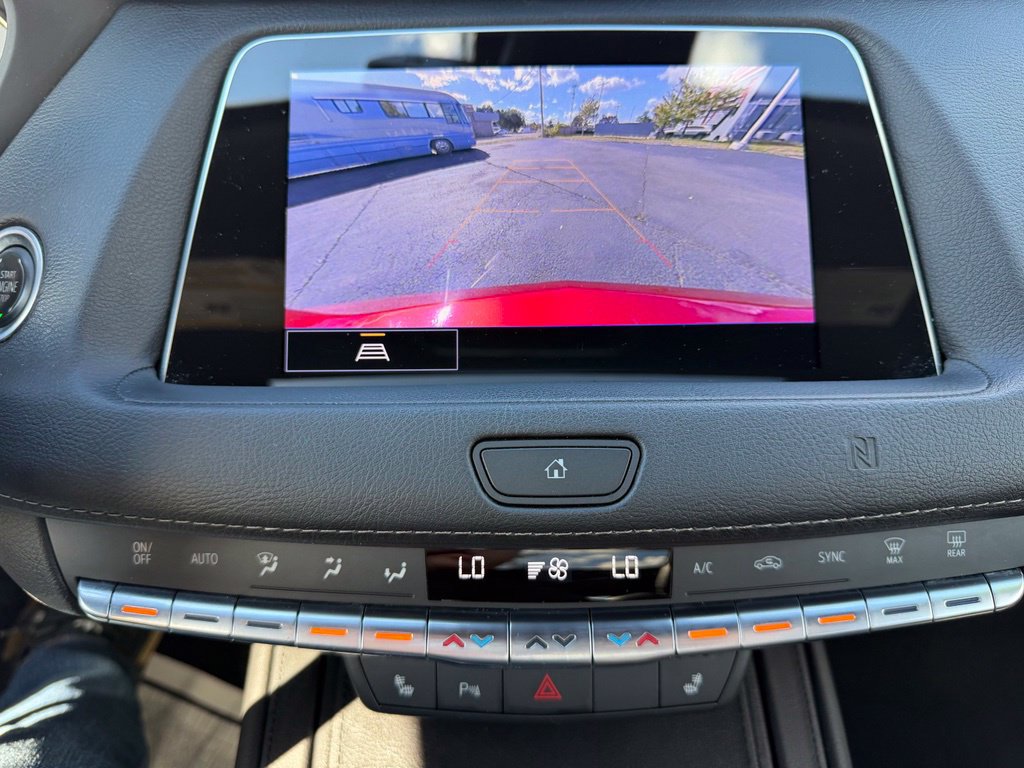 Used 2021 Cadillac XT4 Premium Luxury w/ Cold Weather Package AWD/4WD image 10