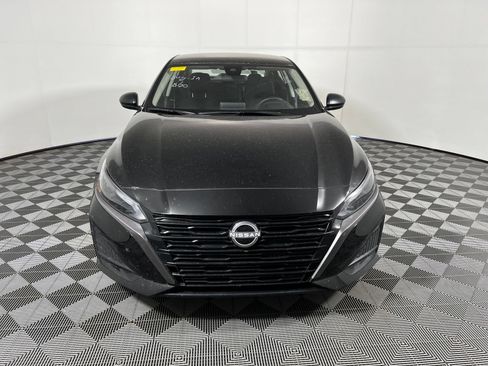 Used 2026 Nissan Altima 2.5 SV FWD image 2