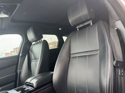 Used 2020 Land Rover Range Rover Velar S image 9