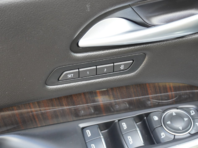 Used 2025 Cadillac XT4 Premium Luxury w/ Cold Weather Package FWD image 33