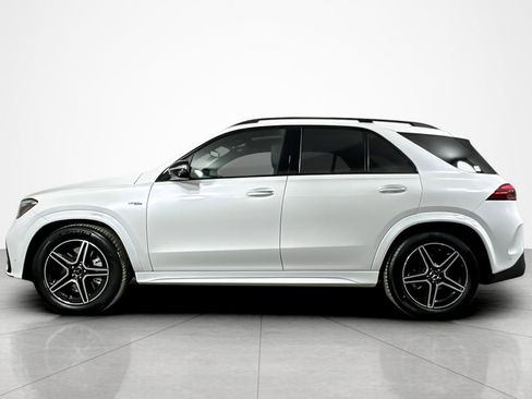 Used 2025 Mercedes-Benz GLE 53 AMG 4MATIC image 2
