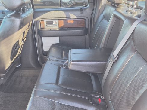Used 2013 Ford F150 Lariat w/ Lariat Chrome Pkg image 24