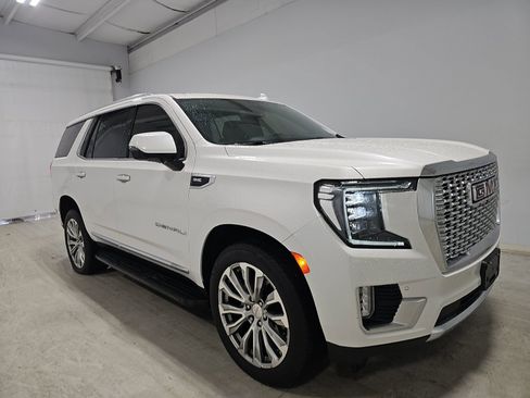 Used 2021 GMC Yukon Denali AWD/4WD image 3
