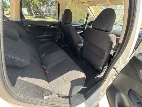 Used 2015 Honda Fit LX image 36