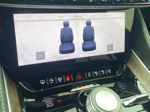 New 2024 Jeep Grand Wagoneer Series I w/ HD Trailer Tow Package image 25