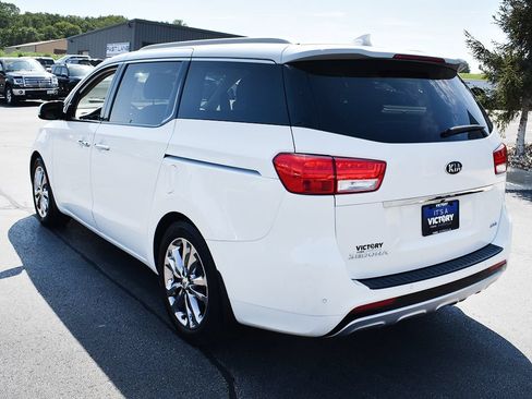 Used 2016 Kia Sedona SX Limited FWD image 3