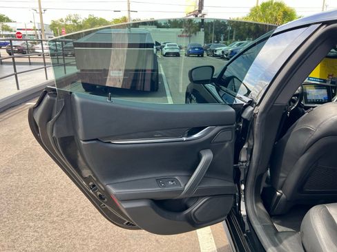Used 2019 Maserati Ghibli RWD image 47