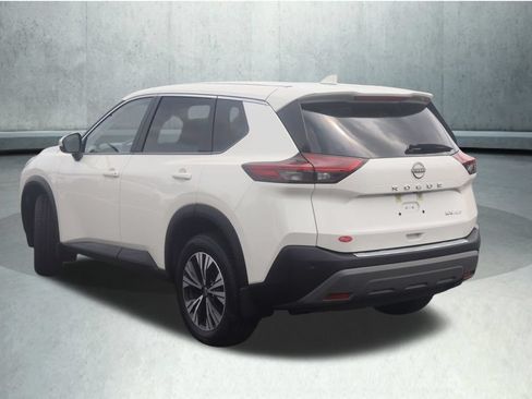 Used 2023 Nissan Rogue SV AWD/4WD image 16