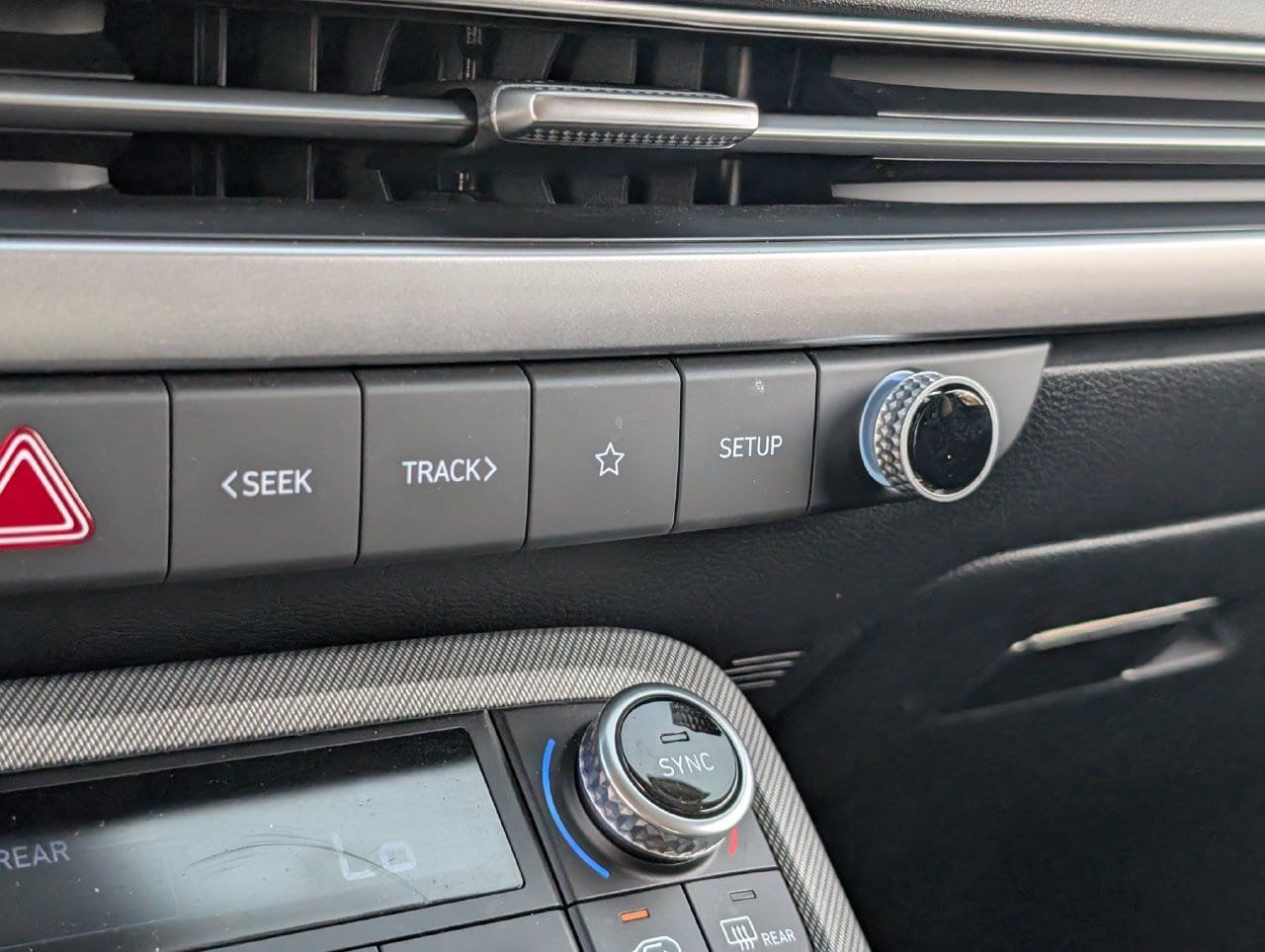 Used 2025 Hyundai Palisade SEL FWD image 15