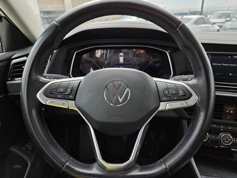 Used 2023 Volkswagen Jetta SE FWD image 18
