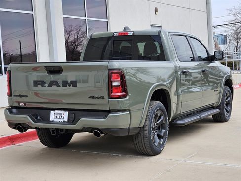 New 2026 RAM 1500 4x4 Crew Cab image 3