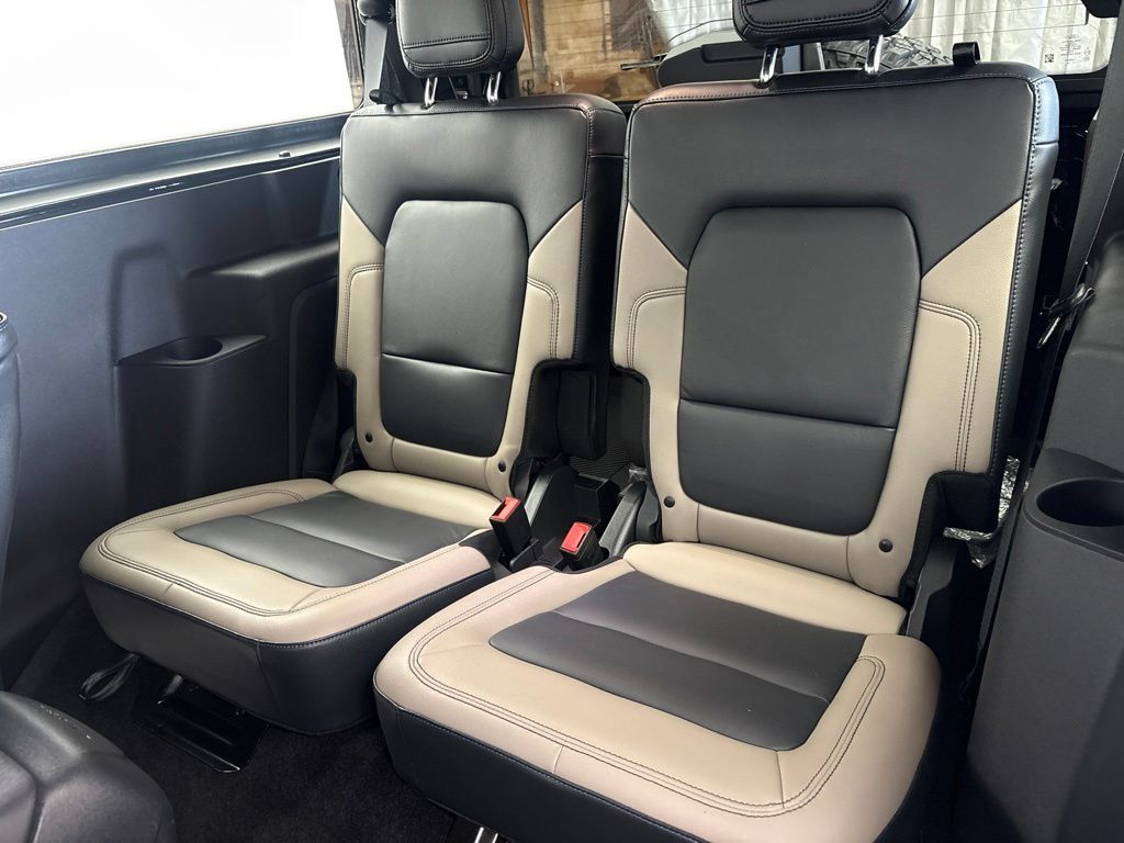 Used 2023 Ford Bronco Wildtrak AWD/4WD image 25