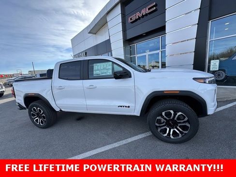 New 2026 GMC Canyon AT4 w/ AT4 Premium Package image 2