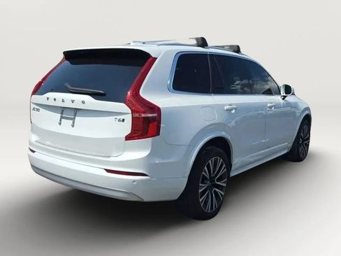 Used 2022 Volvo XC90 T6 Momentum w/ Advanced Package AWD/4WD image 7