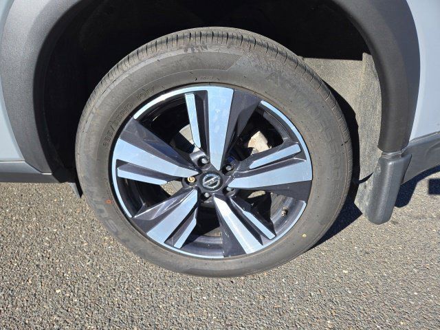 Used 2021 Nissan Rogue SL AWD/4WD image 12