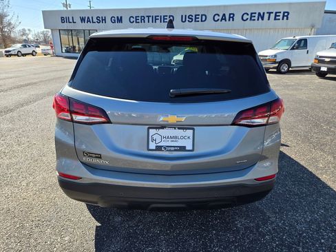 Used 2023 Chevrolet Equinox LS w/ LS Convenience Package AWD/4WD image 6