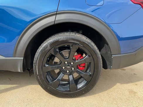 Used 2022 Ford Explorer ST w/ Equipment Group 401A image 6