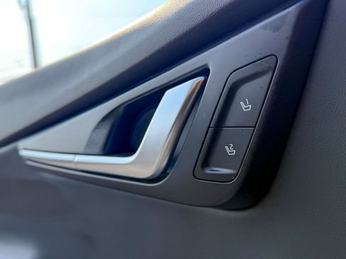 Certified 2023 Kia EV6 Wind w/ Wind Technology Package image 17