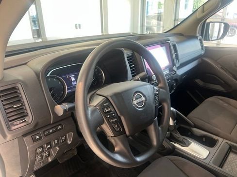 Used 2022 Nissan Frontier S w/ Technology Package AWD/4WD image 14