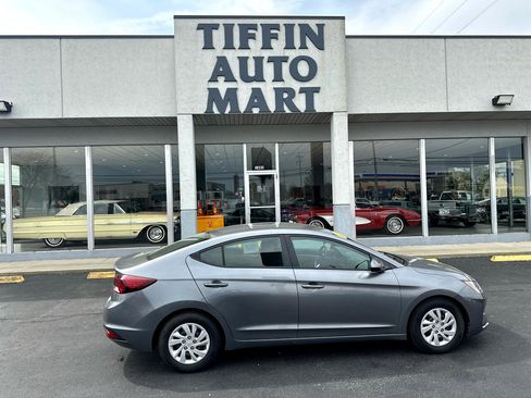 Used 2019 Hyundai Elantra SE w/ Cargo Package image 37