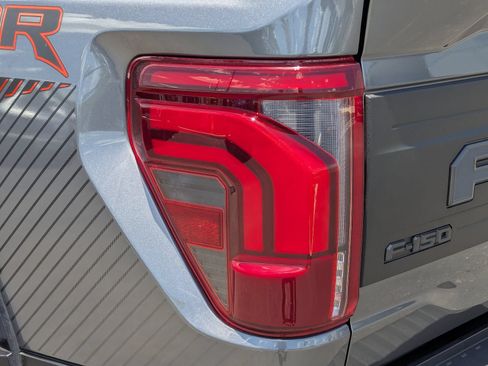 Certified 2025 Ford F150 Raptor AWD/4WD image 13