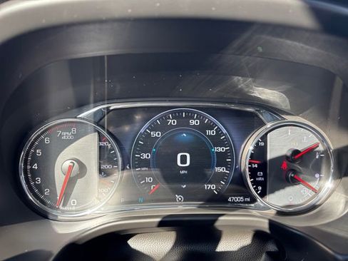 Used 2019 GMC Acadia Denali w/ GMC Pro Grade Package image 29